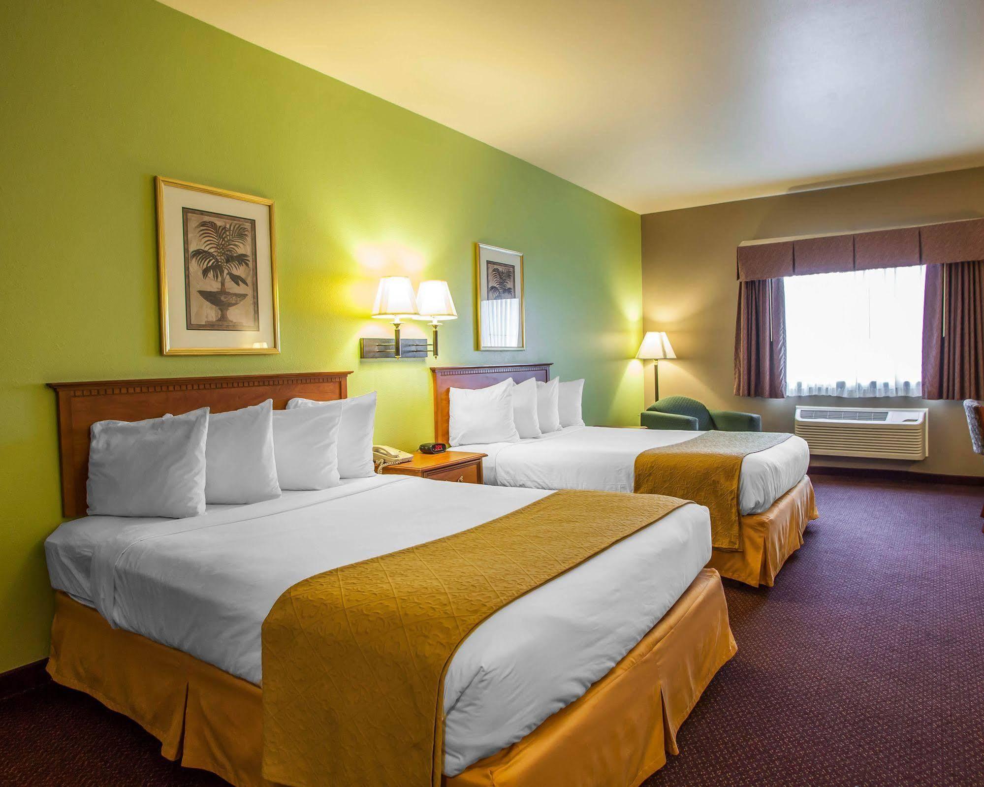 Quality Inn & Suites Ганнибал Экстерьер фото