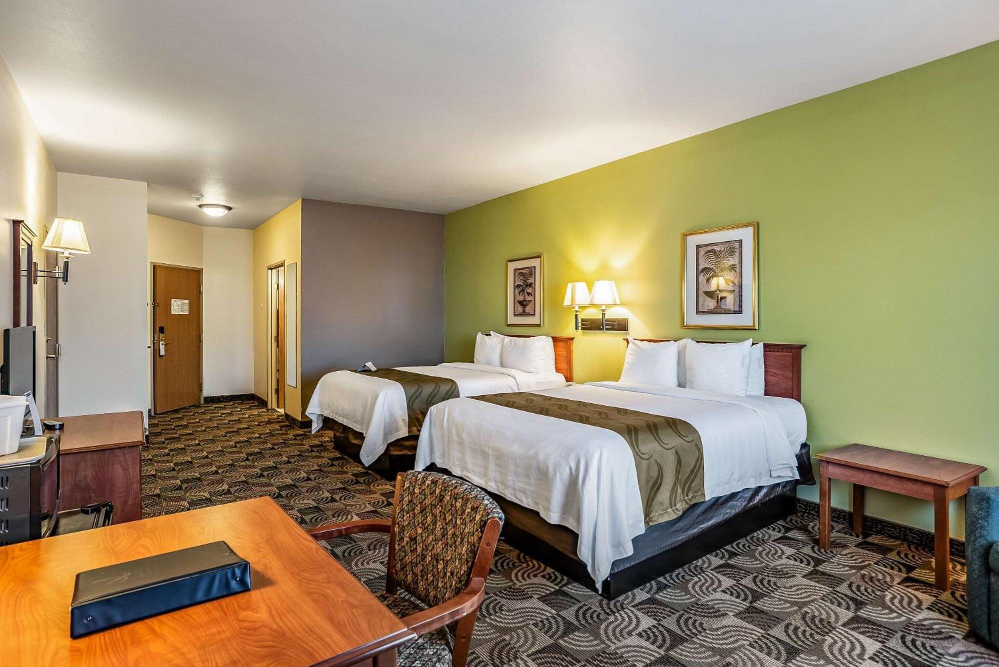 Quality Inn & Suites Ганнибал Экстерьер фото