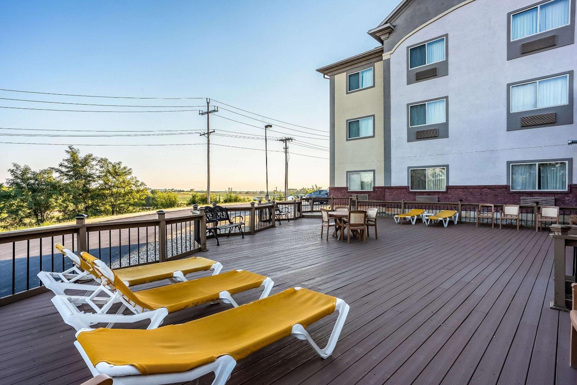 Quality Inn & Suites Ганнибал Экстерьер фото