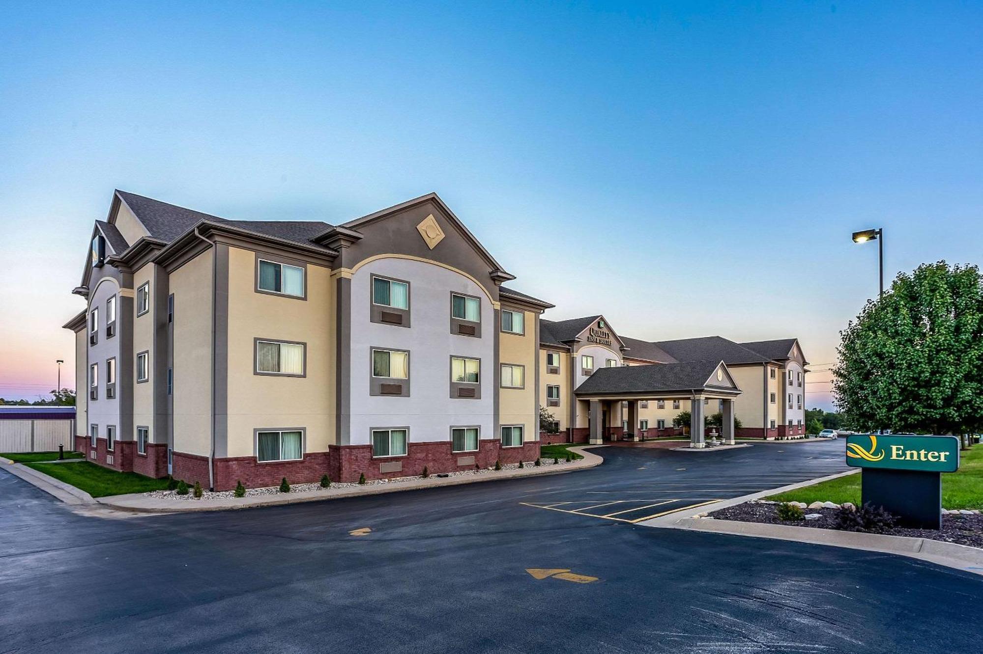 Quality Inn & Suites Ганнибал Экстерьер фото
