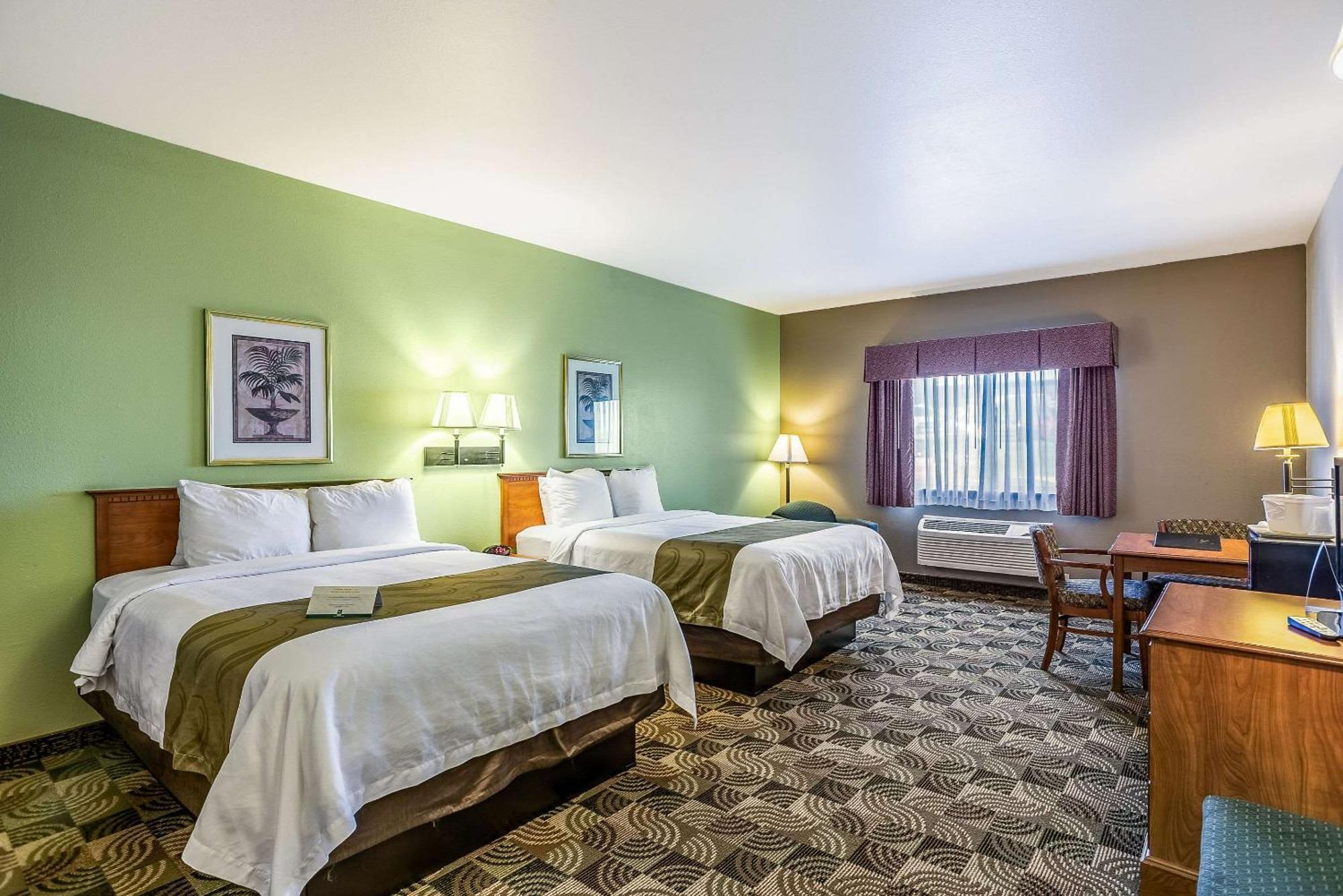 Quality Inn & Suites Ганнибал Экстерьер фото