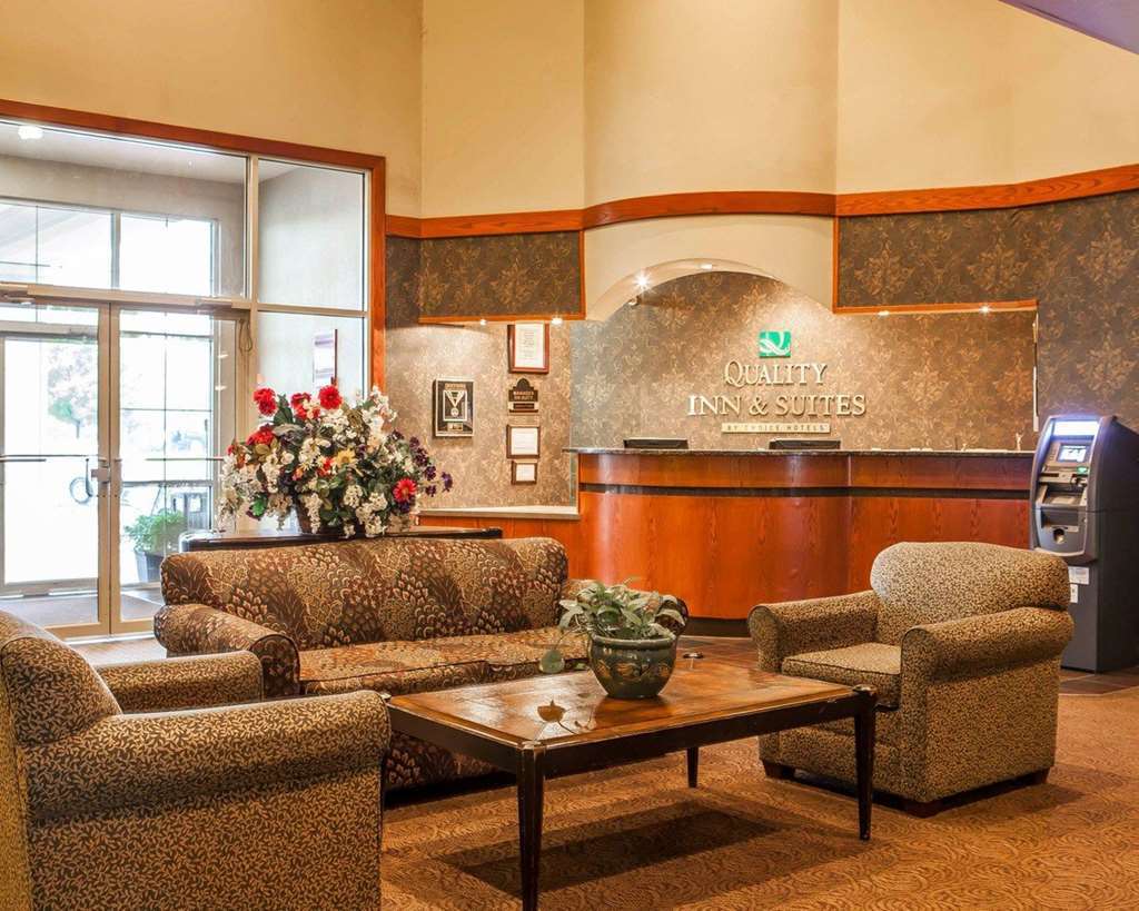 Quality Inn & Suites Ганнибал Интерьер фото