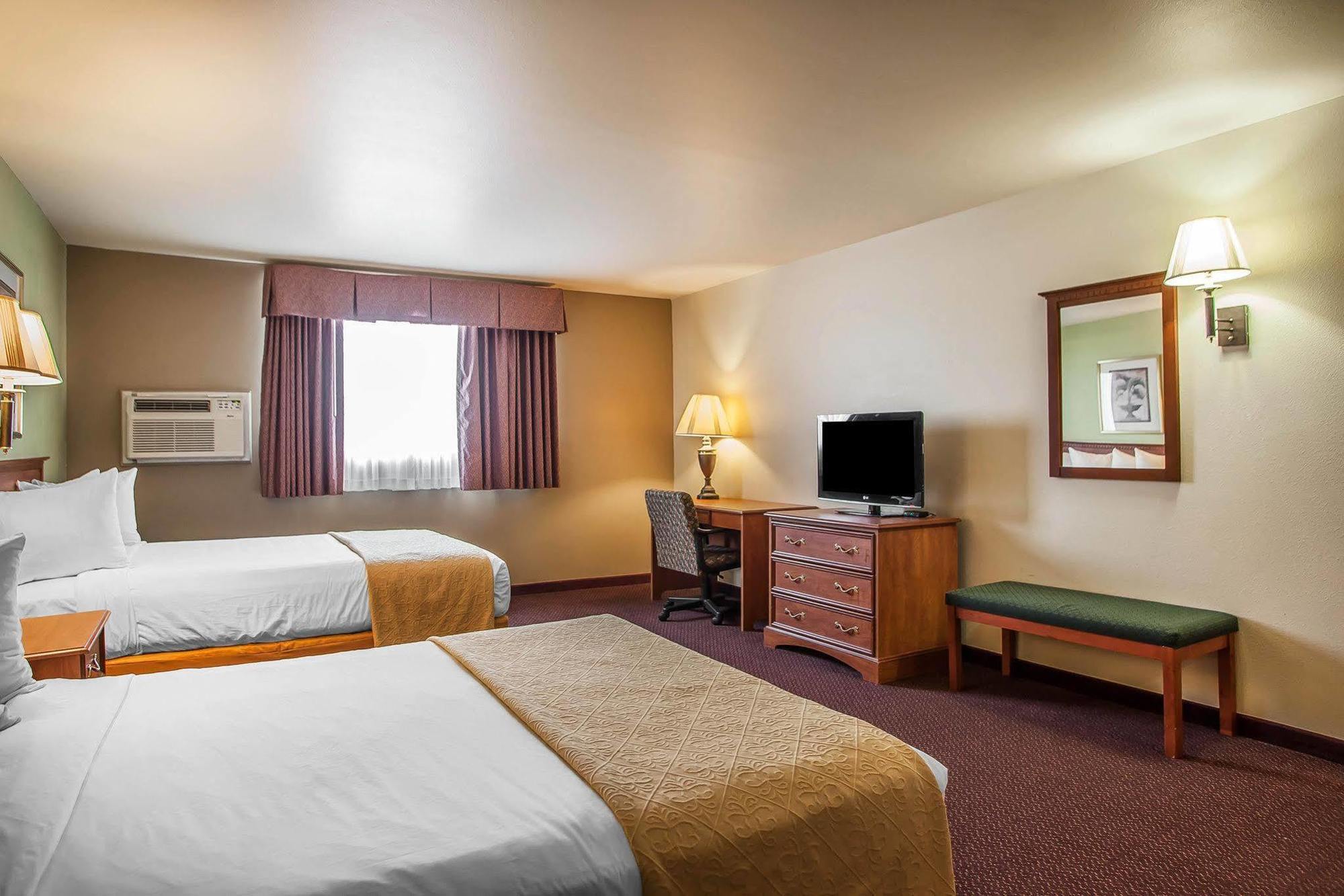 Quality Inn & Suites Ганнибал Экстерьер фото